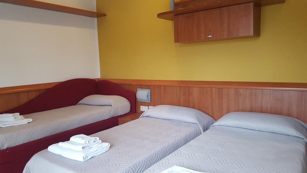 Hotel Bengasi Rimini Eksteriør billede