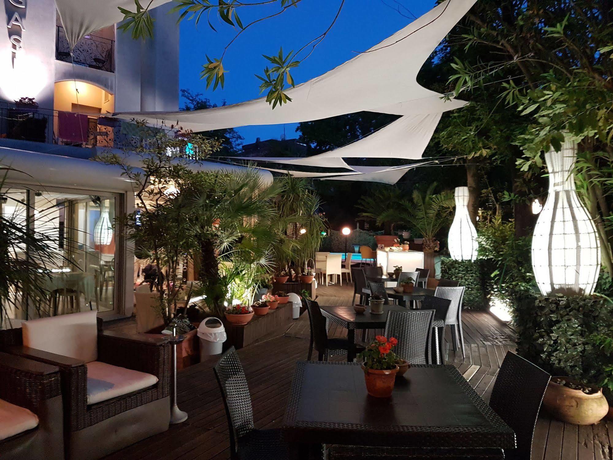 Hotel Bengasi Rimini Eksteriør billede